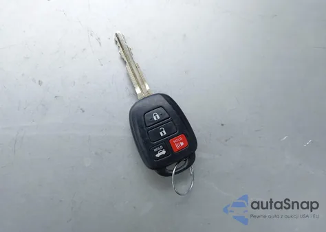 2015 Toyota Corolla S Plus из США, поврежденный, VIN 5YFBURHE9FP301141